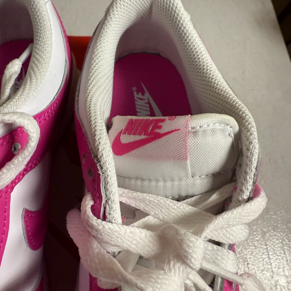 Nike Dunk Low GS White Laser Fuchsia Youth 5Y Women 6.5 NWT - Picture 6 of 10